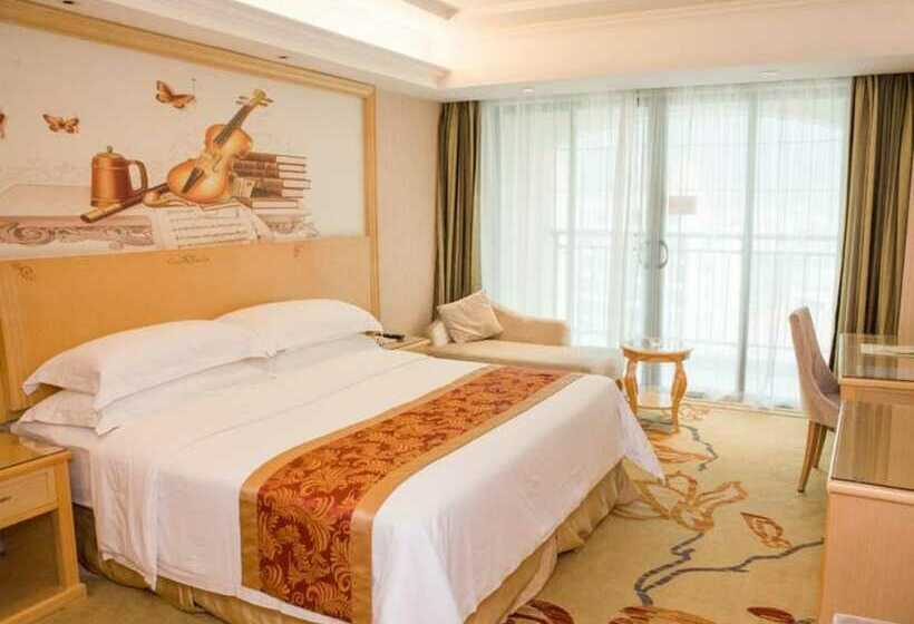 Номер Deluxe, Vienna Classic Hotel Qingyuan Taihe Ancient Cave Scenic Area
