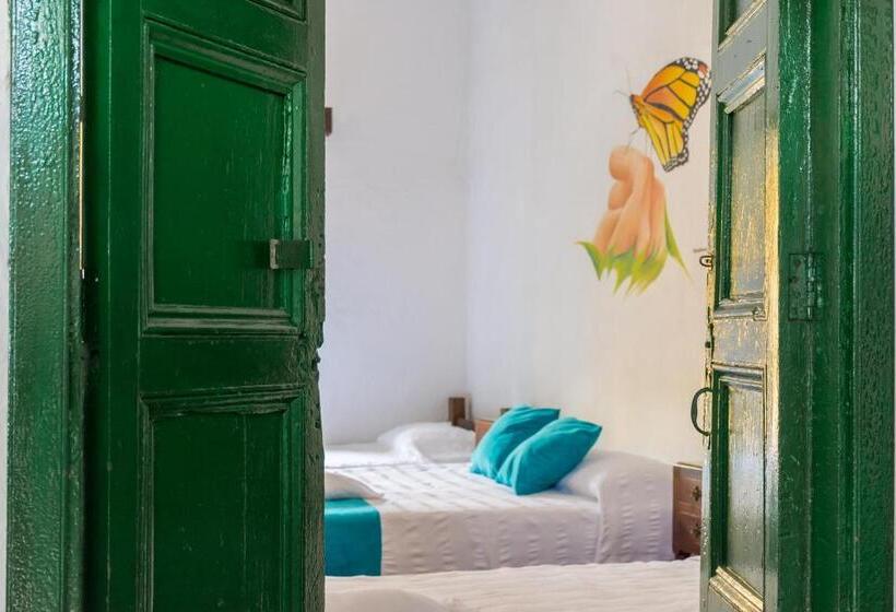 Семейный Номер, La Mansion Hostel