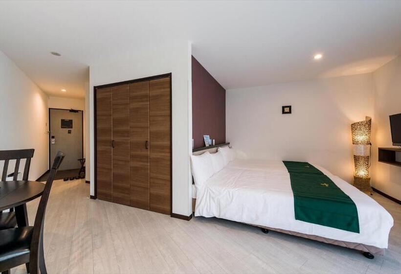 Номер Стандарт, The Peridot Smart Hotel Tancha Ward