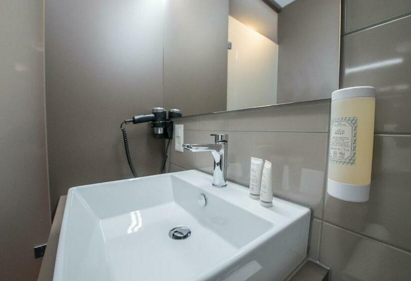 Номер Стандарт, Aparthotel Baden