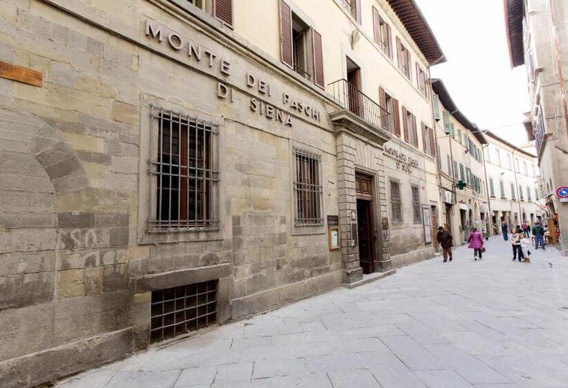سوییت لوکس, Cortona Charme