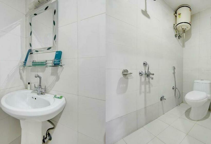 스탠다드 룸, Itsy Hotels Avantika With Forest View