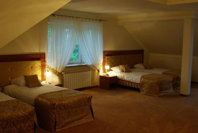 اتاق استاندارد چهار تخته, Villa Anna