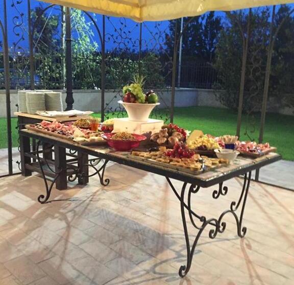 스탠다드 룸 킹사이즈 침대, Relais Villa Scarfantoni B&b