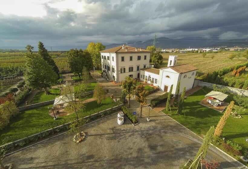 스위트, Relais Villa Scarfantoni B&b
