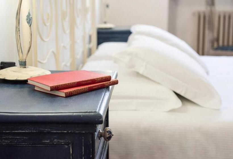 Quarto Deluxe Cama King, Fattoria Pian Di Rocca