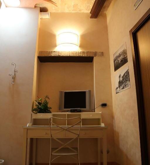 家庭套房, La Lisca