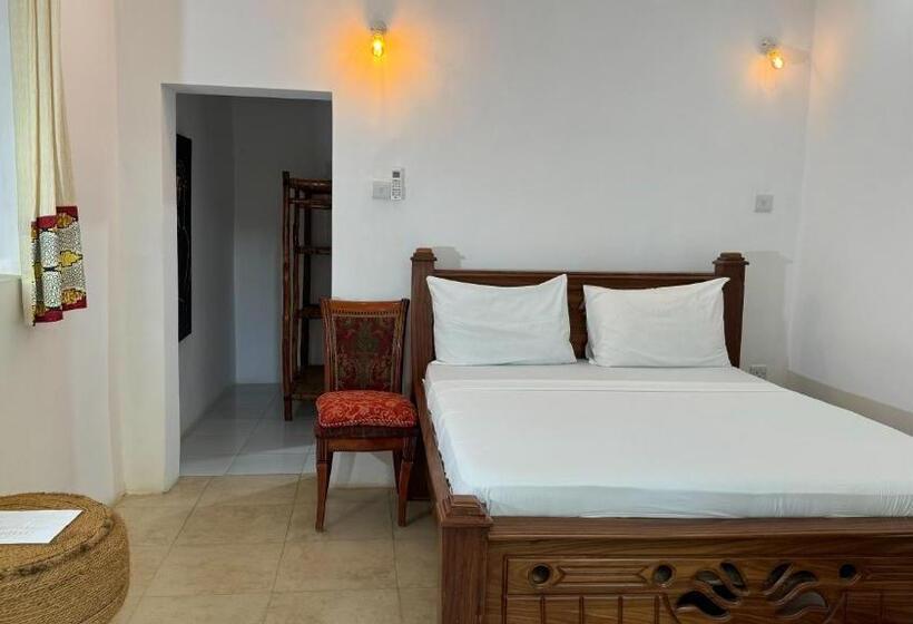 اتاق استاندارد با چشم‌انداز دریا, Kinazi Upepo Beach Eco Lodge