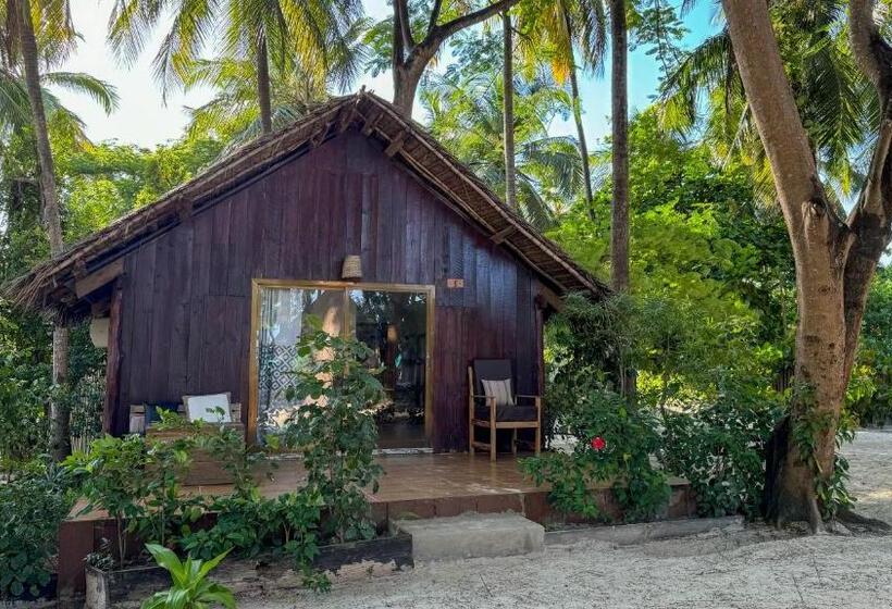 اتاق استاندارد با چشم‌انداز دریا, Kinazi Upepo Beach Eco Lodge