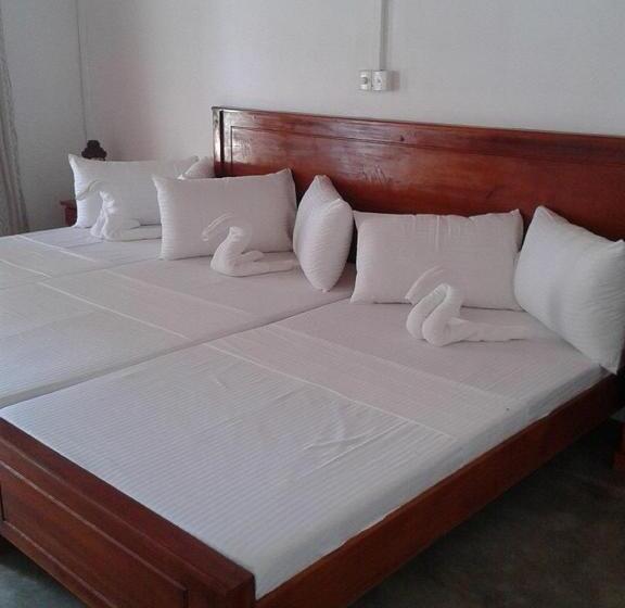 Номер Стандарт Вид на Море, Pearl Oceanic Resort   Trincomalee