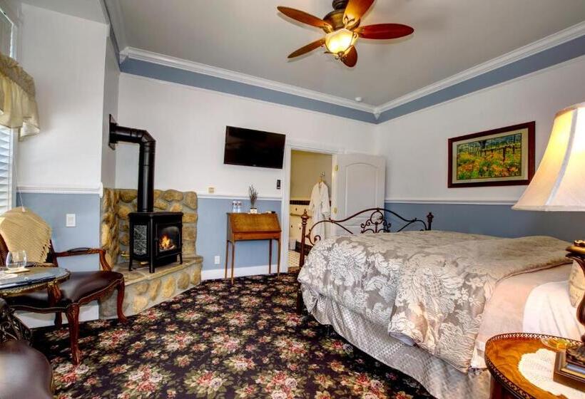Номер Стандарт Кровать Кинг Адаптированный для Инвалидов, Forfriends Inn Wine Country Bed And Breakfast