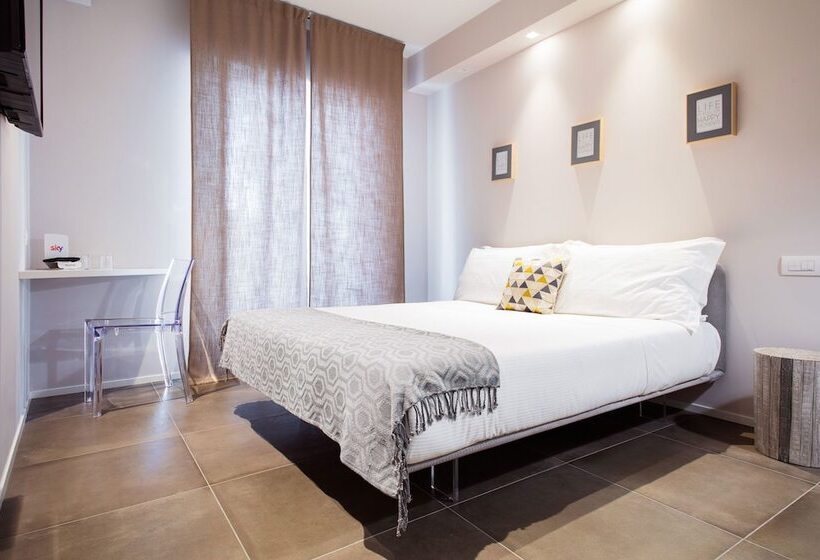 اتاق استاندارد چهار تخته, Mane Boutique
