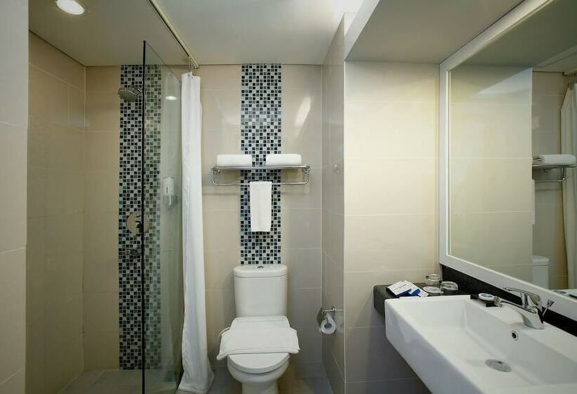 Номер Superior, Batiqa Hotel & Apartments Karawang