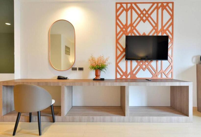 Номер Deluxe, Kastel Pattaya Hotel By Loft Bangkok