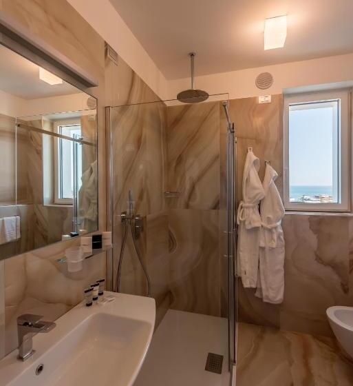 Стандартный Номер Кровать Кинг, Hesperia Hotel & Residence