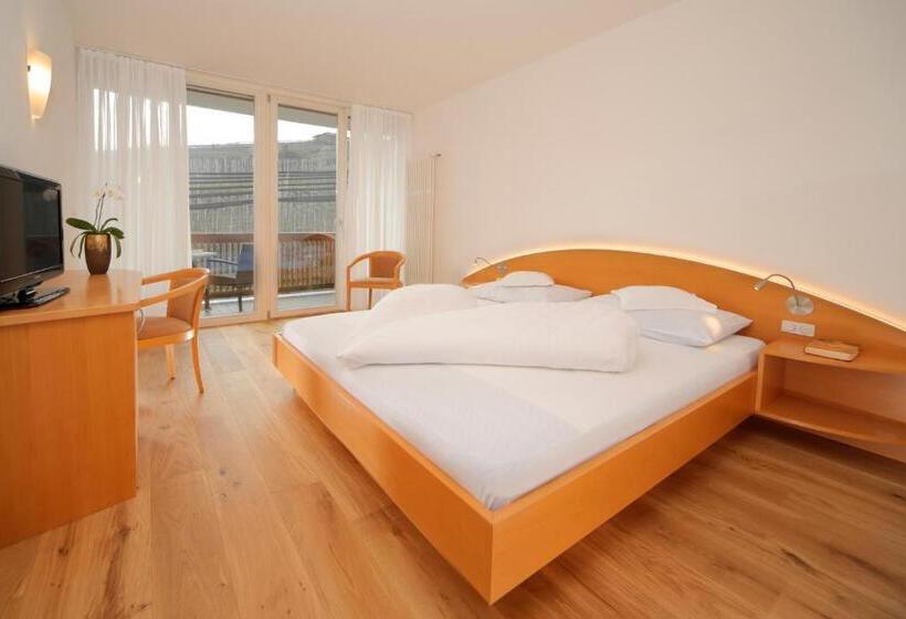 Quarto Estandar com Sacada, Appartement Kroneliving