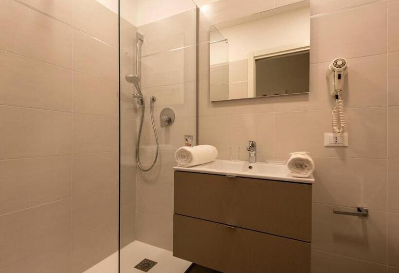 Quarto Basic, Atlas
