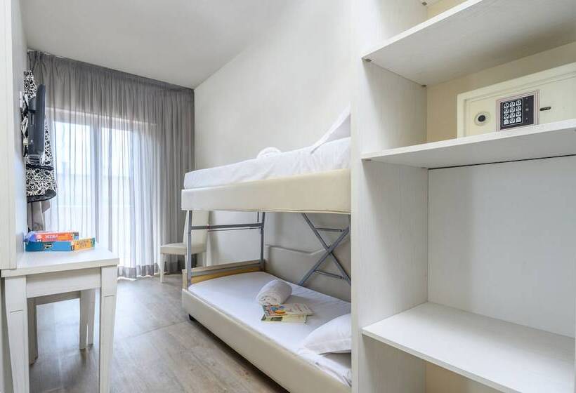 Quarto Familiar, Atlas