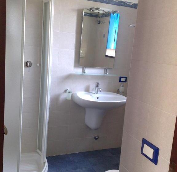 Quarto Estandar, Punta Barone
