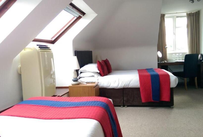 Семейный Номер, Remont Oxford