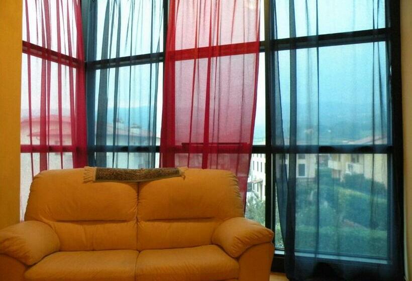 标准单人间, Ristorante Il Pirata