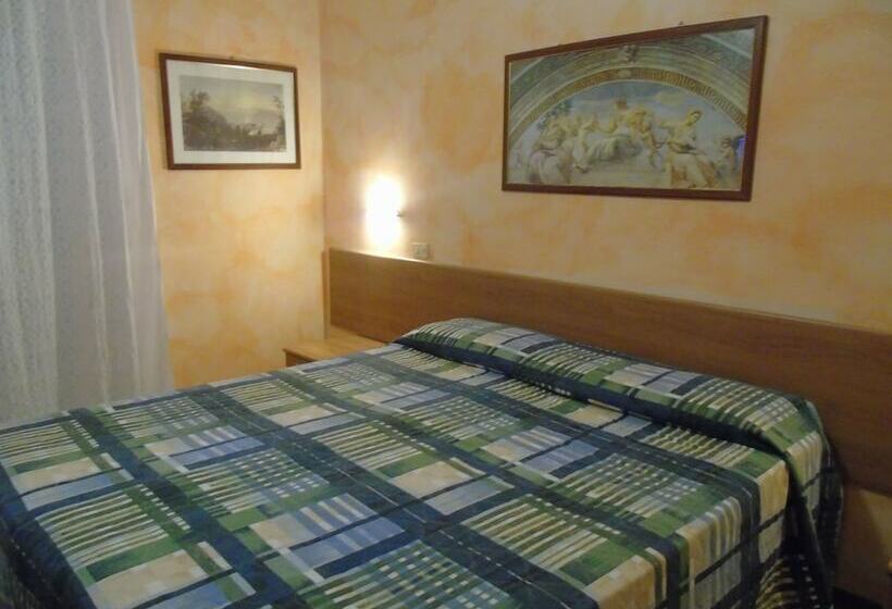 اتاق استاندارد چهار تخته, Arno