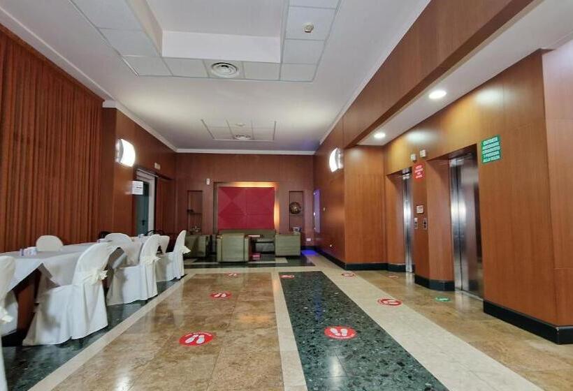 سوییت, Bella Italia Palace