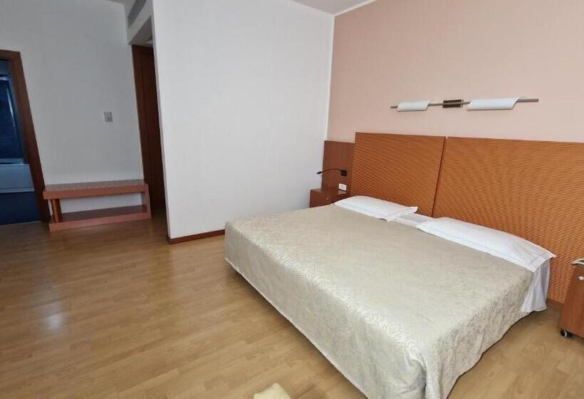 اتاق استاندارد, Bella Italia Palace