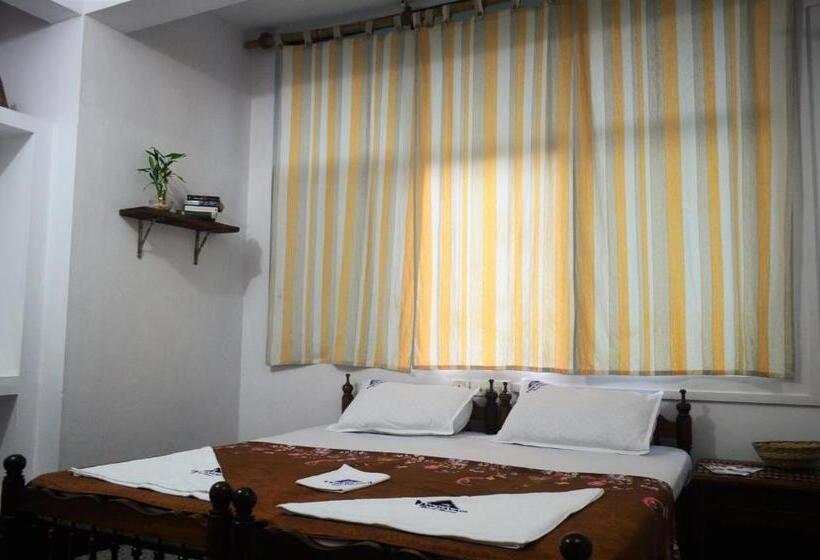 اتاق استاندارد, Panchavadi Ayurvedic Beach Resort