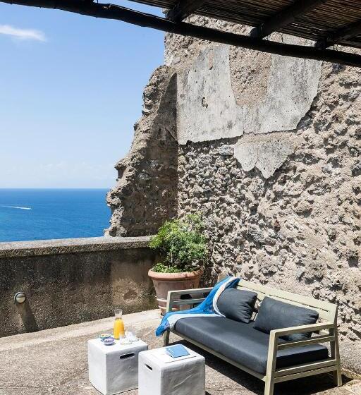 Люкс, Albergo Il Monastero