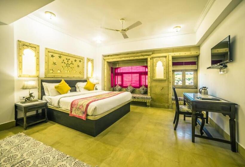 Deluxe Svit Kingsäng, Radhika Jaisalmer