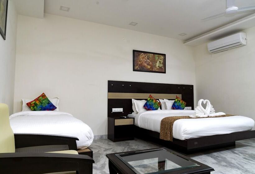 Quarto Deluxe, Royal Dezire
