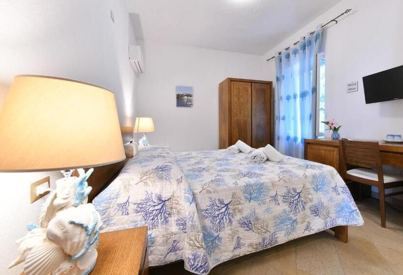 Номер Стандарт Вид на Сад, Relais Maison De Charles