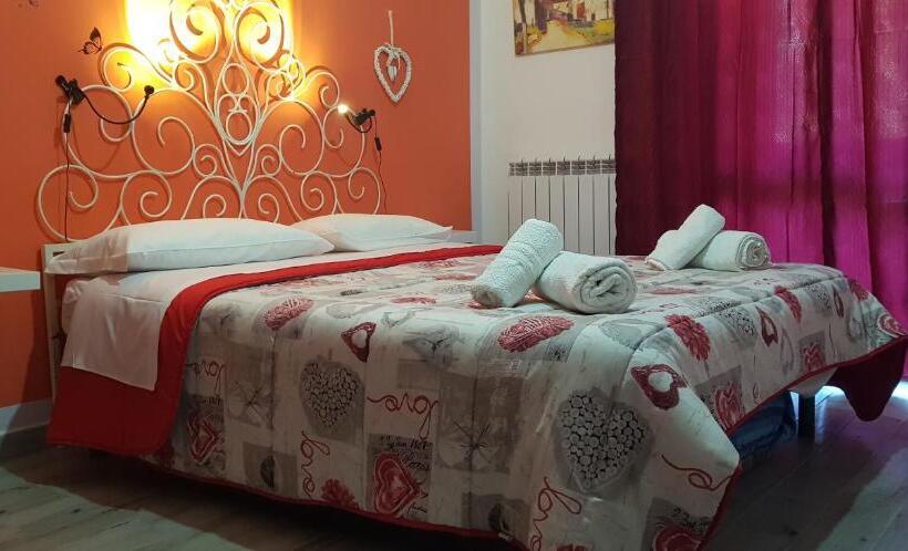 חדר סטנדרט לארבעה, A Casa Tua B&b