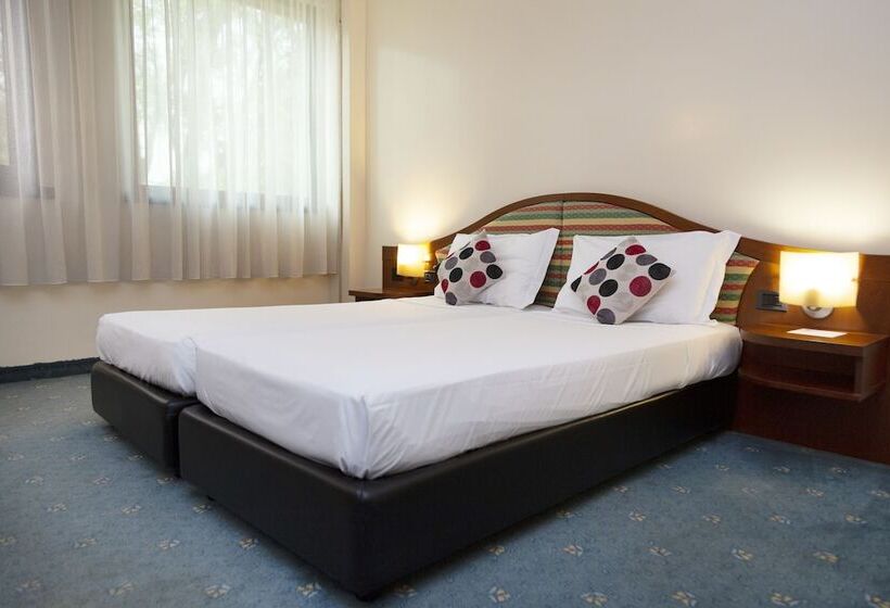 Номер Стандарт, Ih Hotels Milano Blu Visconti