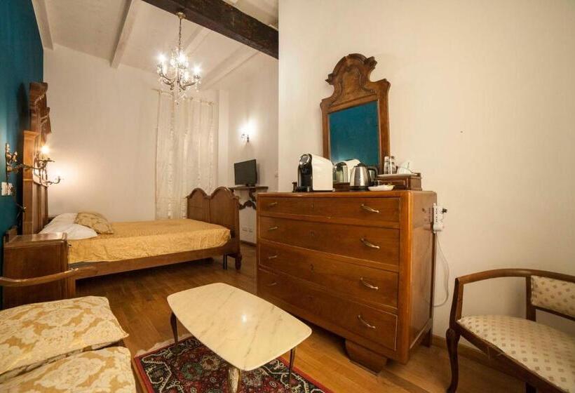 اتاق استاندارد سه نفره, Il Fonticolo Room&breakfast
