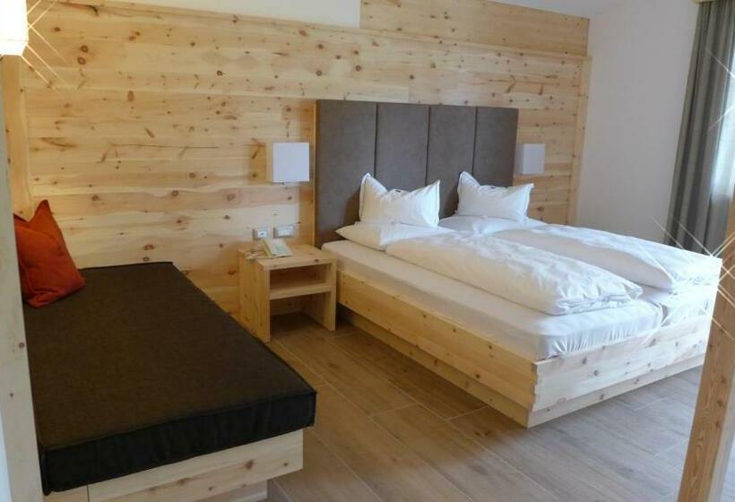 Номер Superior, Passo Sella Dolomiti Mountain Resort