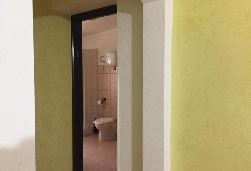 Номер Стандарт Трехместный, Il Normanno B&b