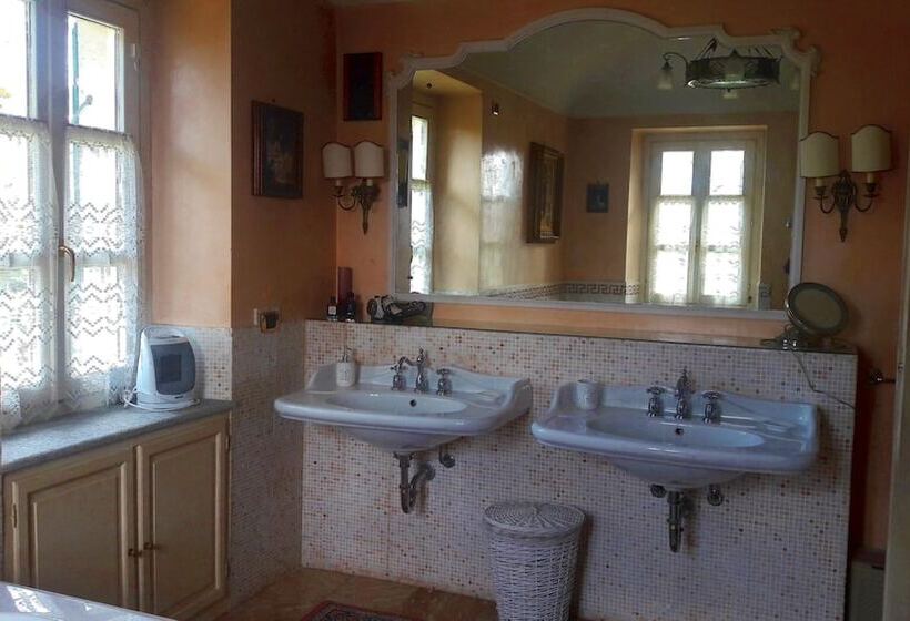 풀장 전망 스위트, Villa Mirano Bed & Breakfast