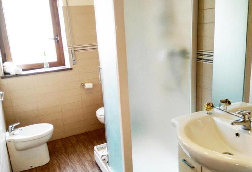 اتاق استاندارد با بالکن, B&b Civico 115