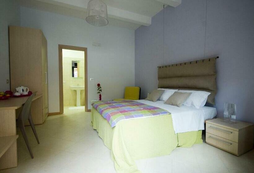 Quarto Estandar, Casa Canale