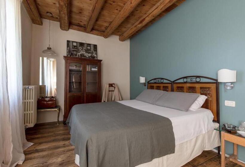 Standard room with outdoor bath, Casabiondani Lazise