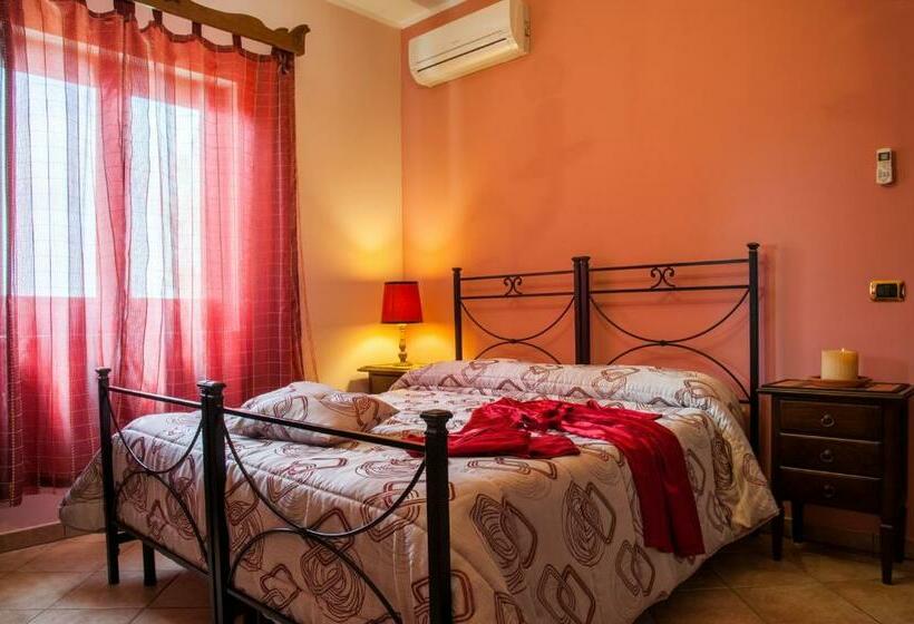 Номер Стандарт Вид на Сад, Villa Bernadette