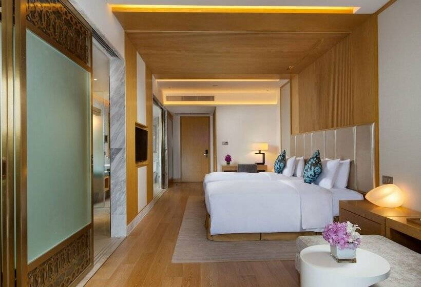 豪华房间, Thousand Cranes Sanya Yazhou Bay Int L Exchange Centre