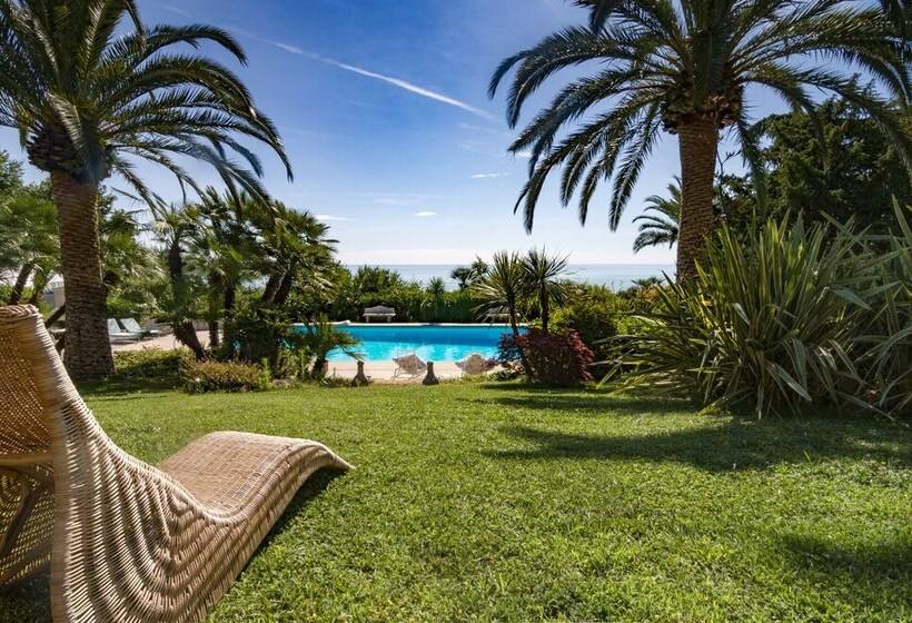 Номер Deluxe Вид на Море, Villa Capodarco B&b