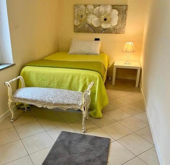 استودیو استاندارد با بالکن, Domus San Martino Guesthouse