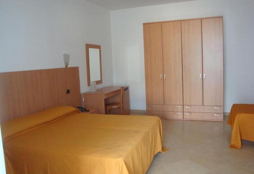 Quarto Triplo Estandar, Maggiore