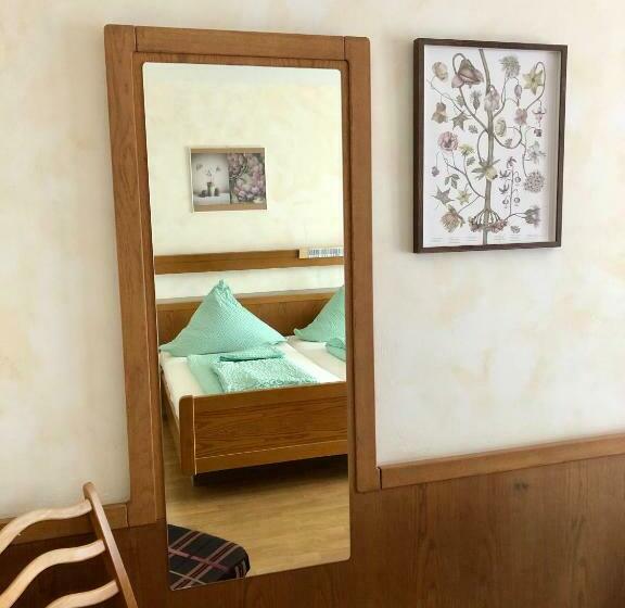 Номер Стандарт с Балконом, B&b Apart Hotel Goldener Hahn   Guesthouse Hirsch Baiersbronn