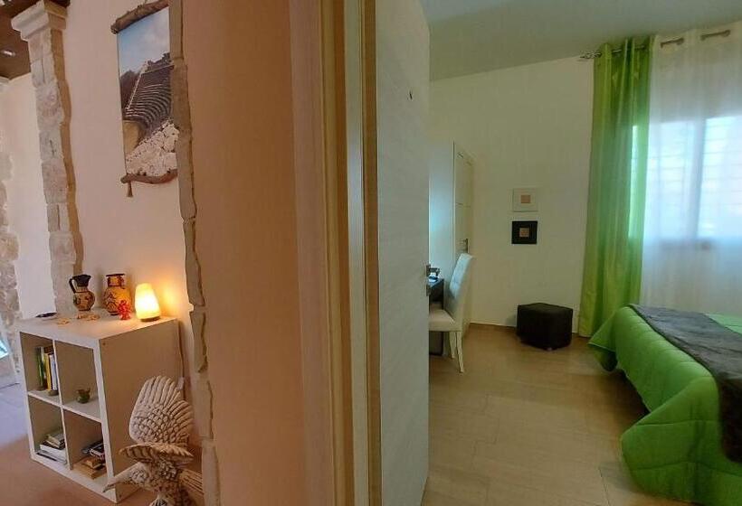 Номер Стандарт, La Suite Di Segesta