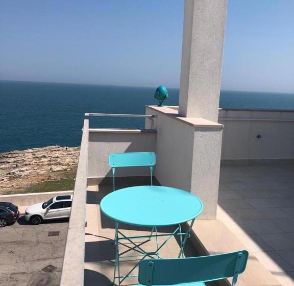 סוויטה נוף לים, Trame   Poesia Di Mare